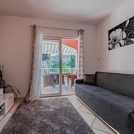 Guest house House Ivan Vela Luka