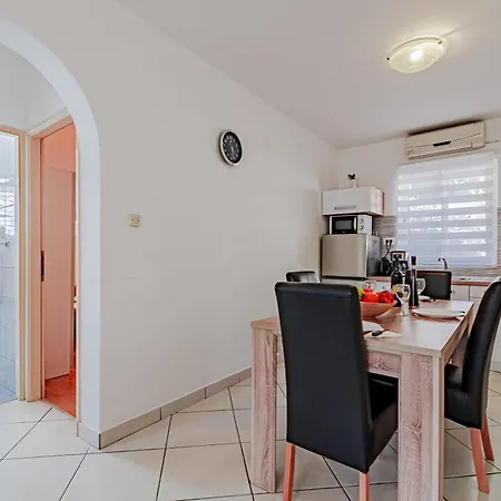 House Ivan Vela Luka